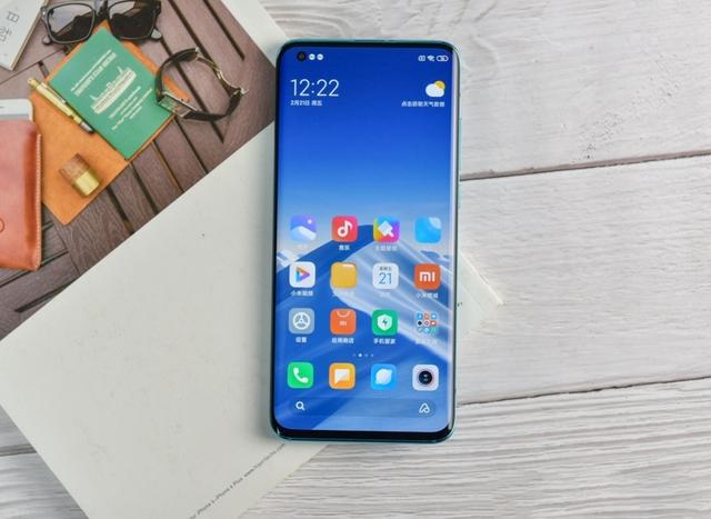 小米10S或成为新一代神机，接替“钉子户”小米6的传奇