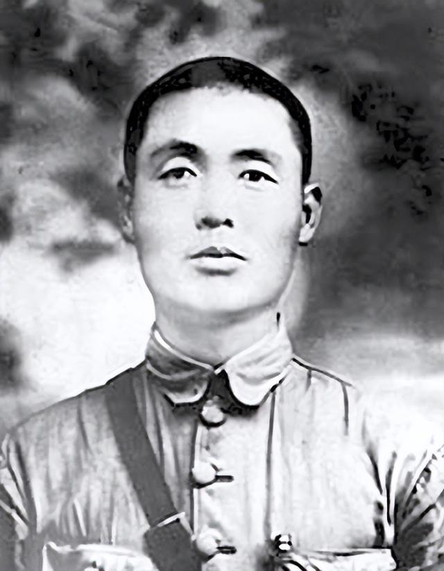 悲壮的红五军团，两任军团长和三个军的首任首长为何都没获得军衔
