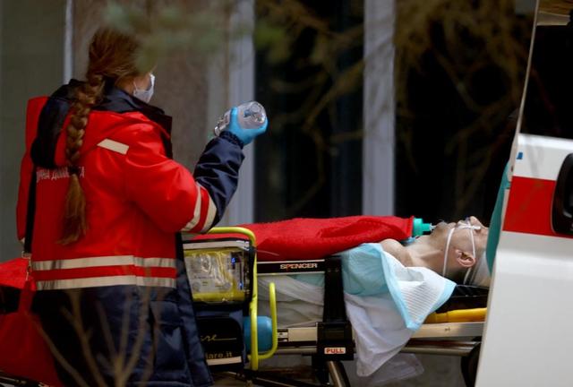 8枚导弹从天而降，180名外国雇佣兵丧命，俄警告北约：这就是下场