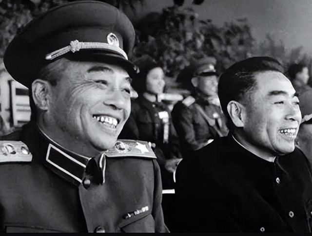 1960年，一农村老汉来到中南海门口，问警卫员：“老朱”在吗？