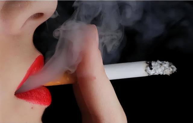 女人更年期别“节俭”，补充雌激素，这6种食物或可多吃