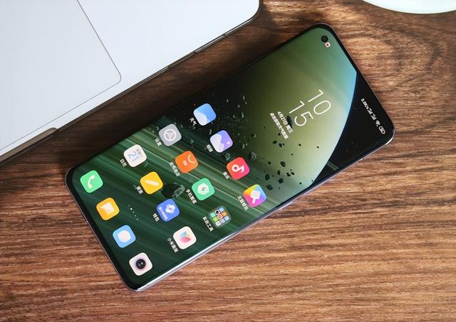 从5699元跌至3149元，12GB+256GB+67W，IP68防水旗舰售价再创新低