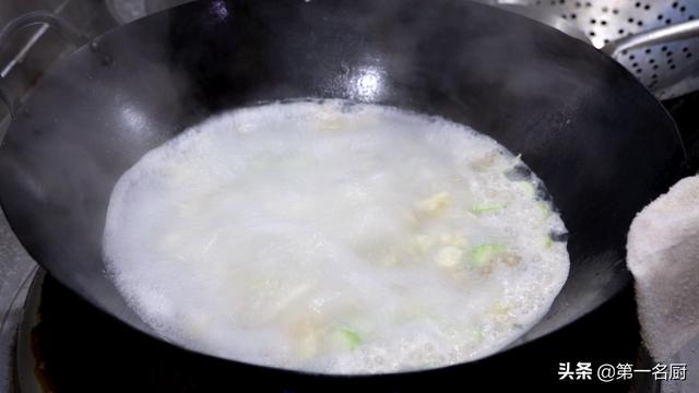 春天干燥易上火，建议多吃8种降火食物，做法简单营养，特别好吃