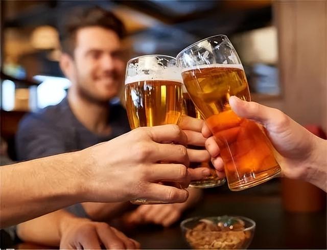 每晚喝一瓶啤酒，身体会有哪些影响？关于喝酒必须要知道的5件事