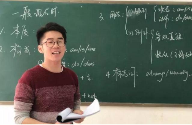 “学英语不如插秧？”人大代表提议取消英语，获大众全力支持