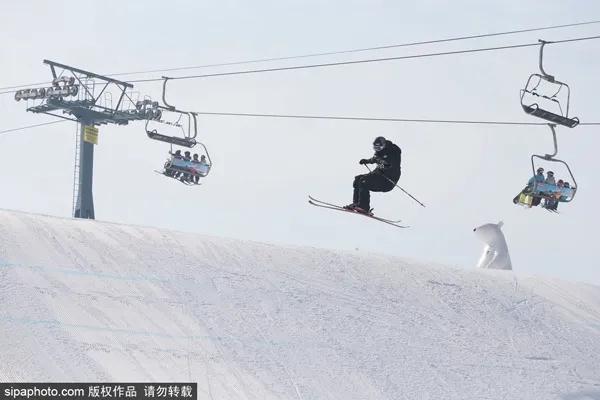 北京冬天滑雪逐步开放（北京滑雪场一般开到几月份）-第21张图片