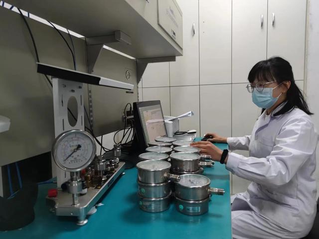 武汉：计量开放日活动走进市计量所一年减免2000多万元计量检测费