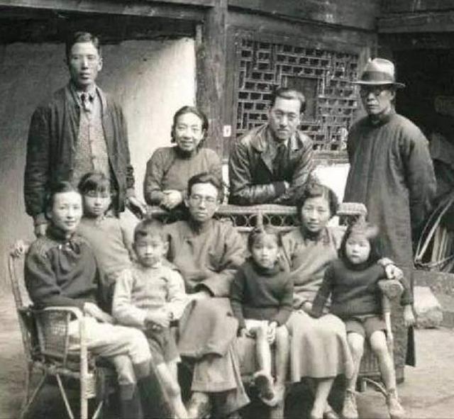 周如枚：丈夫落难时，她离婚带走儿子，婆婆林徽因曾对她评价颇高