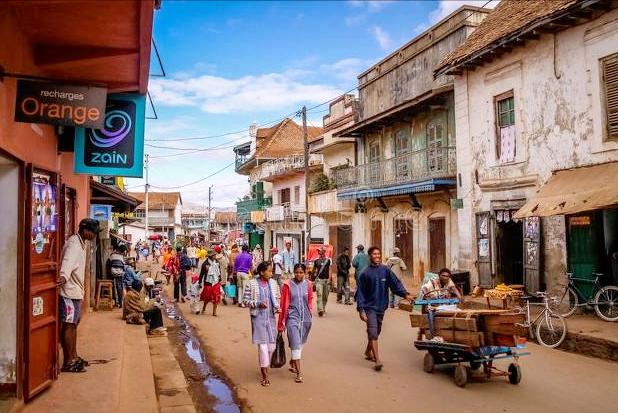 上林人的非洲淘金之旅：有人3年时间攒下亿万家财，有人客死他乡