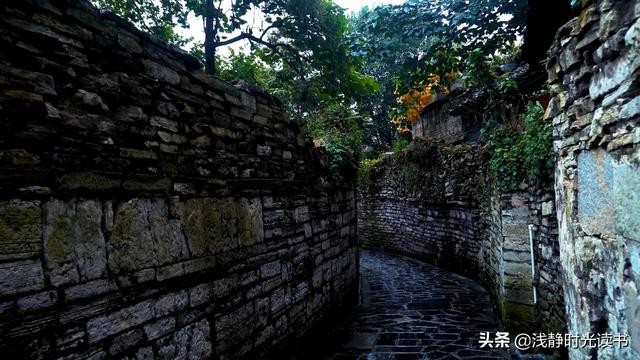 人到中年，4个地方不宜久留，早点回家才是明智之举