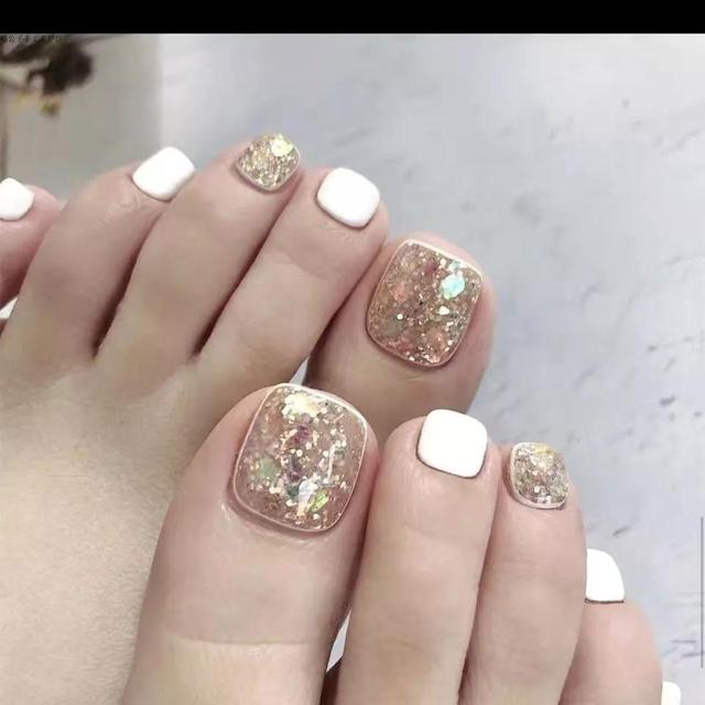 夏日脚趾纯色美甲