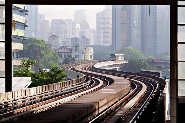 馬來與泰國邊境小鎮，中國遊客紮堆，因中國造米軌動車走紅