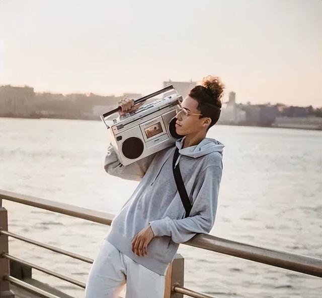 ����ӰϷӢ�ĸ���(���������Ӣ�ĸ裬������Ķ���)