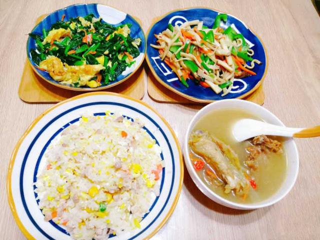 坐月子，就是要美美的，月子餐，就是要色香味俱全的