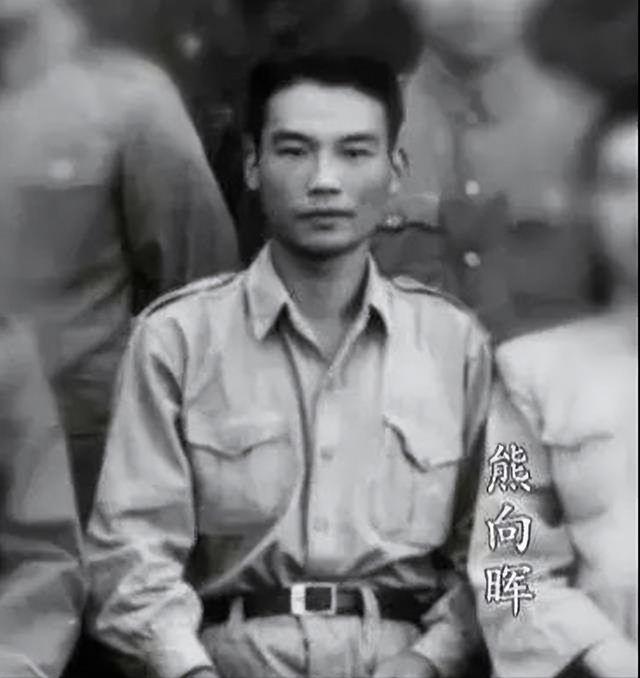 1949年，张治中在中南海瞥见熊向晖，目瞪口呆：老弟你何时起义的