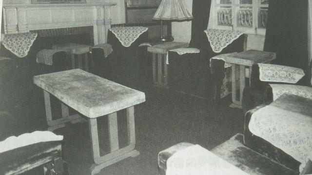 1959年，毛主席在庐山接见贺子珍，临别时说：我明天一定再来