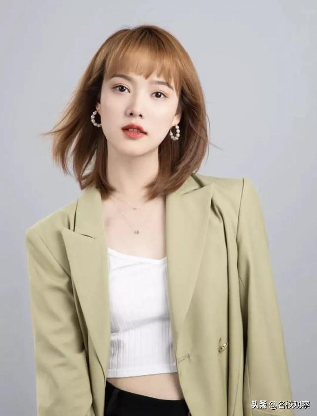 舞蹈教师:王雯教师简介姓名:范钰琳珠西南民族大学舞蹈系曾多次参加