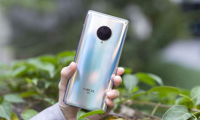 2022旗舰手机展望：形态的百花齐放不是奢望