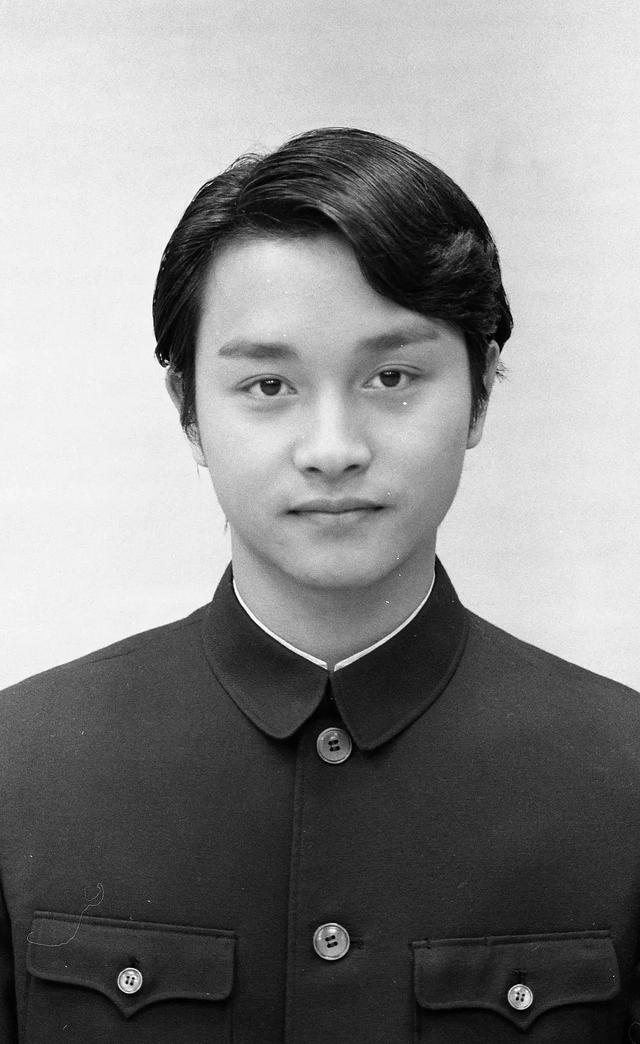 19年后才懂张国荣：他悲剧人生的关键，不是挚爱唐鹤德也非张柏芝