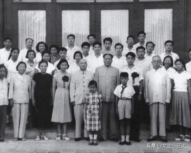 1976年毛主席逝世后，李敏致电张仙朋：你为何还不来北京悼念爸爸