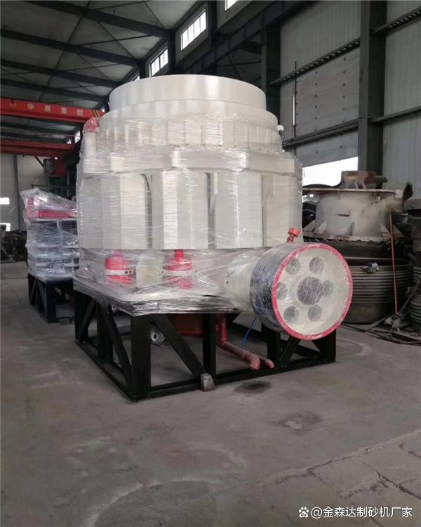 1750圆锥破碎机蓄势器