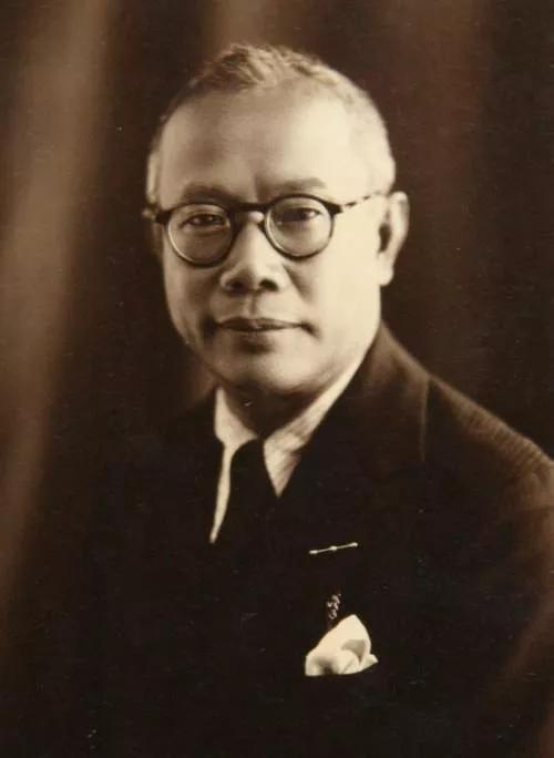 科学防疫与政府管控是战胜疫情的唯一手段，112年前就告诉了我们