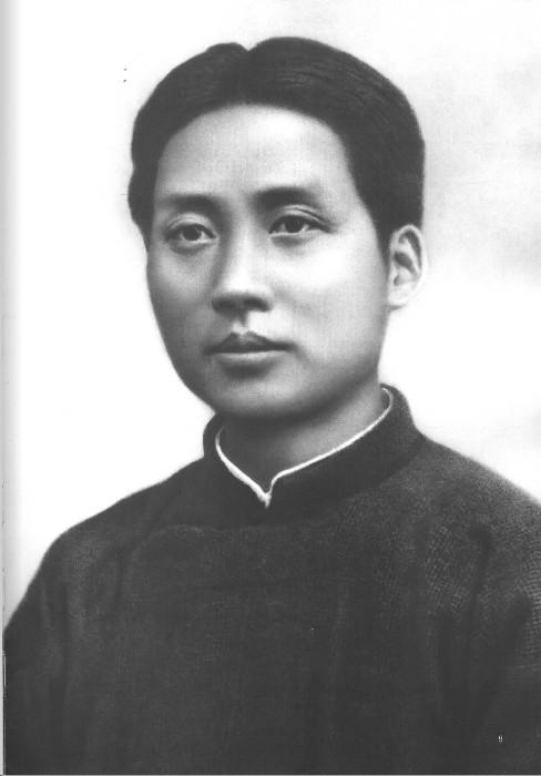 1957年毛主席去看望儿子，闲聊间毛岸青想到一事：爸爸你说怪不怪