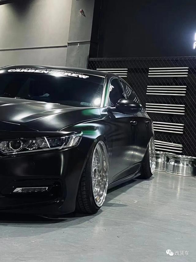 雅阁改装图片(雅阁经典改装图片)