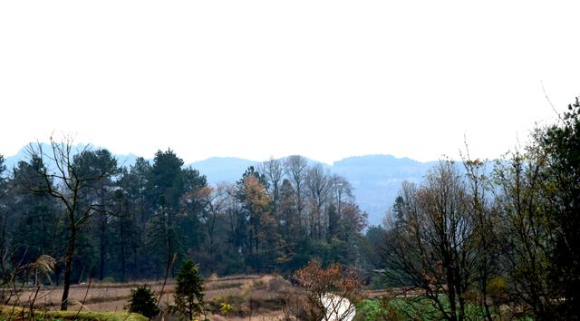 貴州金沙，踏紅軍足迹，觀古道山水，進溶洞探險