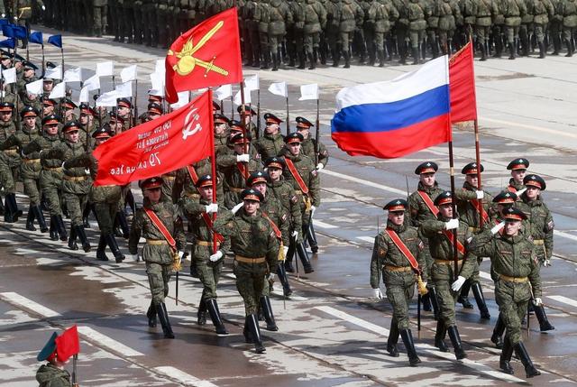 美国为什么不放过俄罗斯？俄罗斯如果崛起，美国会是什么结局？