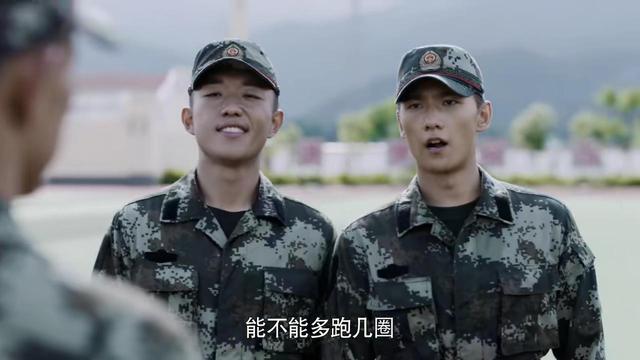 《特战荣耀》首播质量高，1集不够塞牙缝，真正的军旅大剧来了