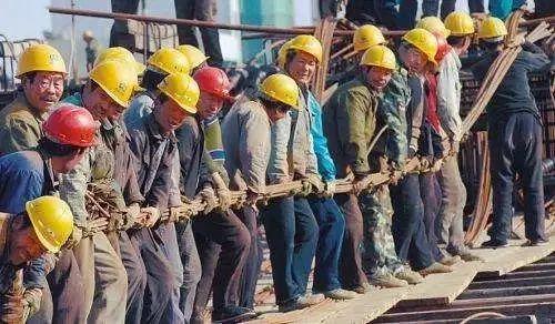 多地发布建筑业清退令！老农民工退休，新民工在哪里？