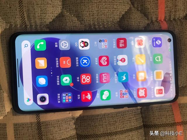 从3499跌至2299元，哈曼卡顿+无线充电，这才是真香骁龙870手机