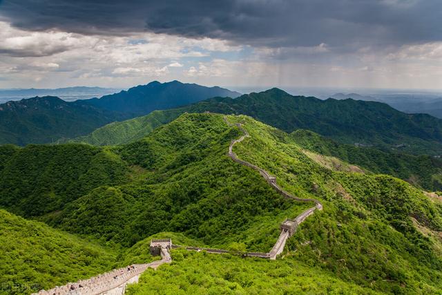 推薦國內的十大世界級美景，個個都是超乎尋常的美景，此生必去