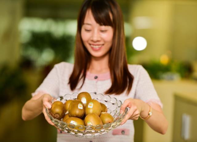 哈佛大学30年研究：每天2份水果+3份蔬菜最健康！