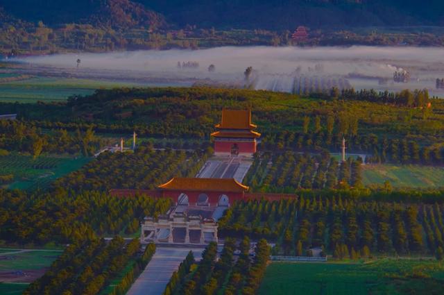 【清東陵美景3】：紅門鎖鑰
