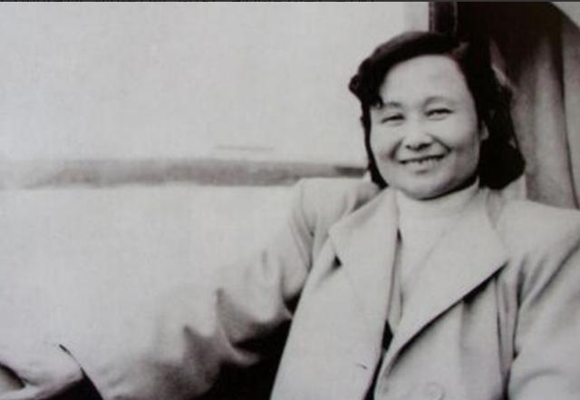 1945年，毛泽民女儿看望伯伯时提出一请求，毛主席：我支持