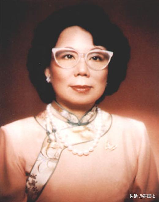 港姐李嘉欣：拼尽全力争宠俘获男人芳心，为何到头来还是被骂？