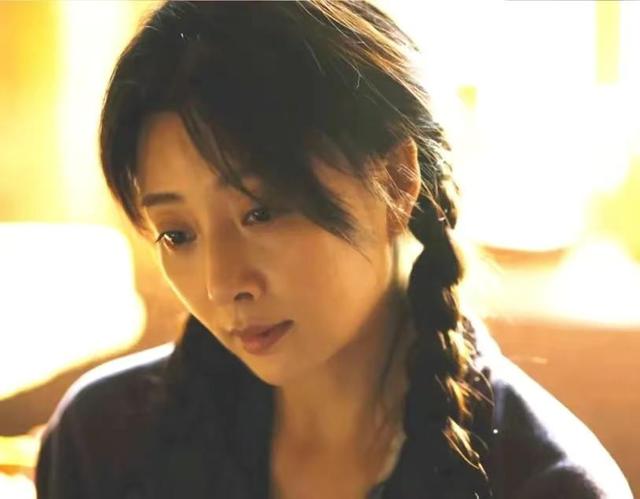 《人世间》女星状态大不同！殷桃零瑕疵，宋佳显老，靳东初恋惊艳