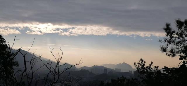 雲彩下的山城系列（三）