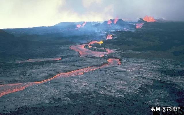 探索已知最大的火山