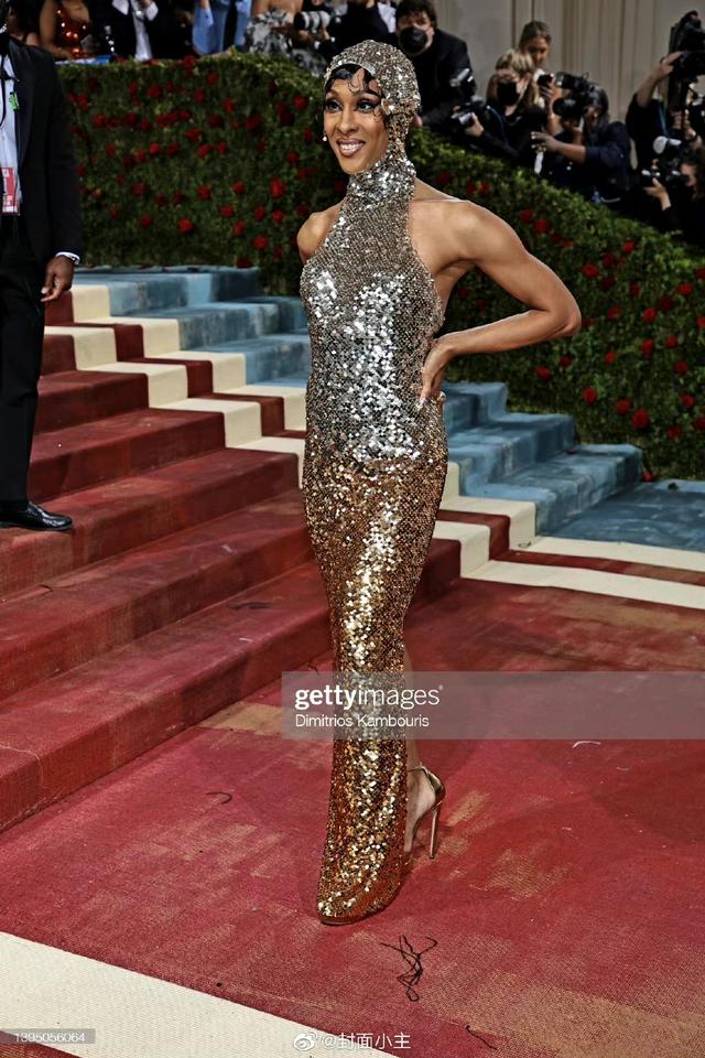 今天全网最关注的事情，我的朋友参加了时尚界的奥斯卡Met Gala