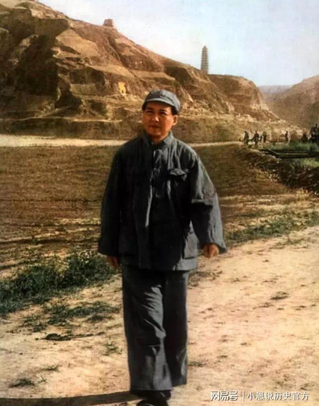 毛主席赴重庆谈判，人民含泪送别
