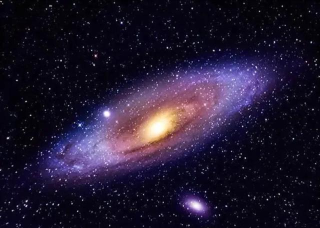 世界上最大的星系居然是它！太阳系在它面前就像蚂蚁