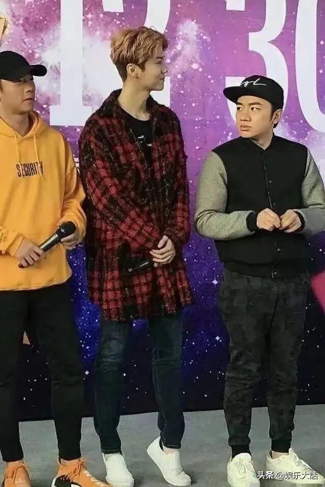 任嘉伦鹿晗身高对比照任嘉伦鹿晗身高