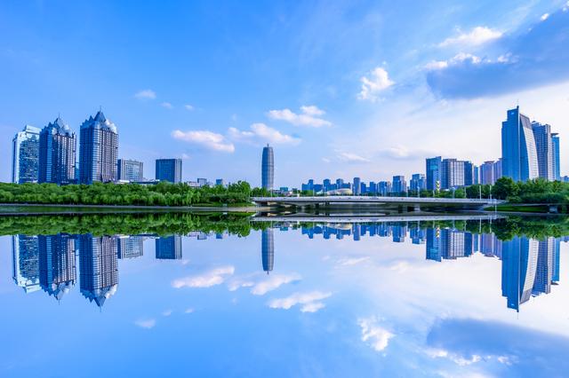 中原策∣巴奴、锅圈外迁，郑州靠什么创建国际消费中心城市？