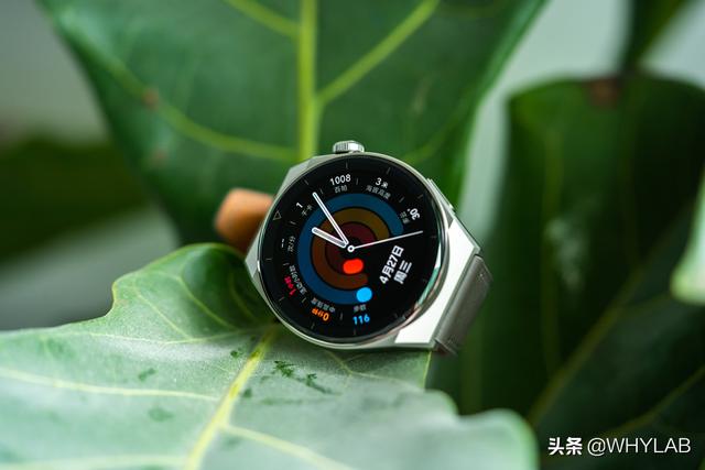 华为 WATCH GT3 Pro 上手：这就是智能手表颜值天花板？