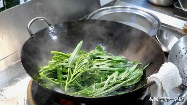 春天干燥易上火，建议多吃8种降火食物，做法简单营养，特别好吃