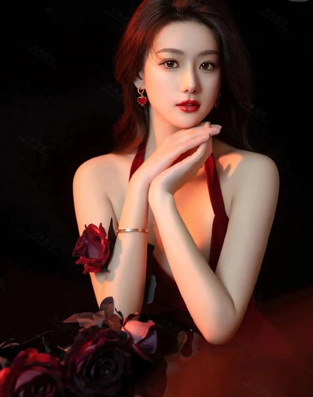别想太多，好好生活，日子过着过着，就有了答案，努力地走着