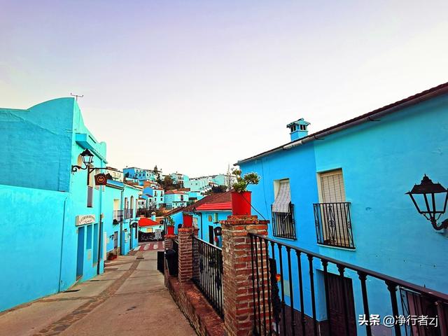 冬日暖陽拔牙記（十二）胡斯卡：現實版的藍精靈之家